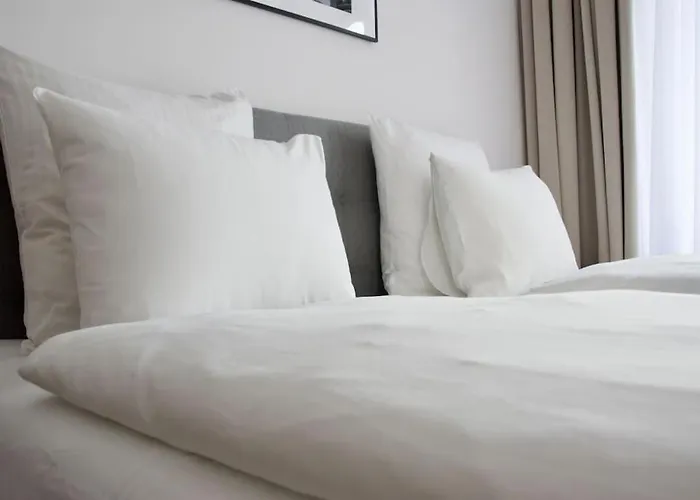 Premium Apartment By Hi - Central 2 Bedroom - Best View
